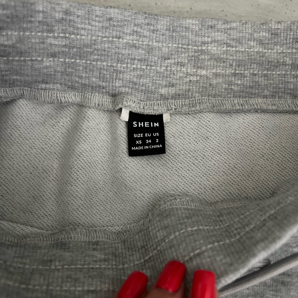 SHEIN Heather Gray Skater Skirt - Picture 3 of 3
